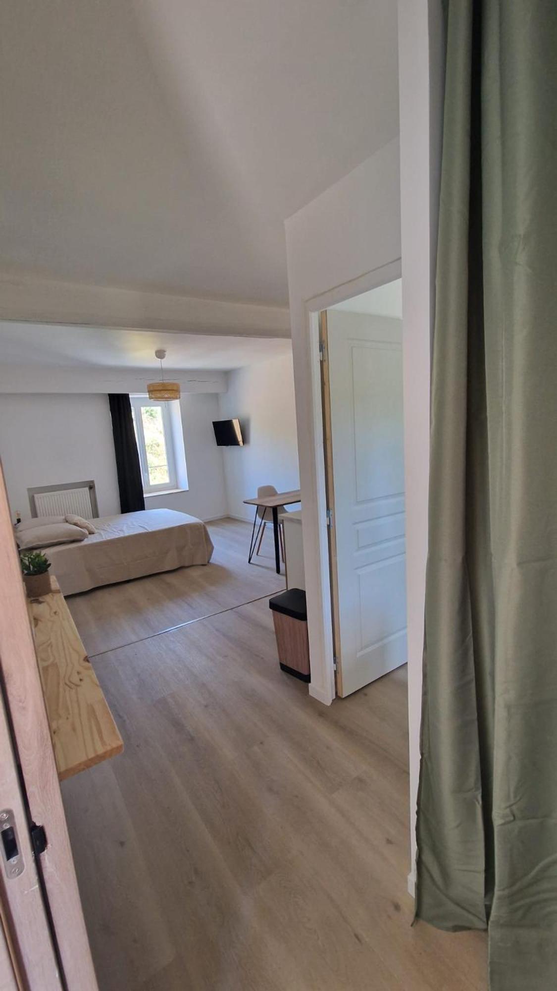 Le Bourg Apartment Lagnieu Exterior photo